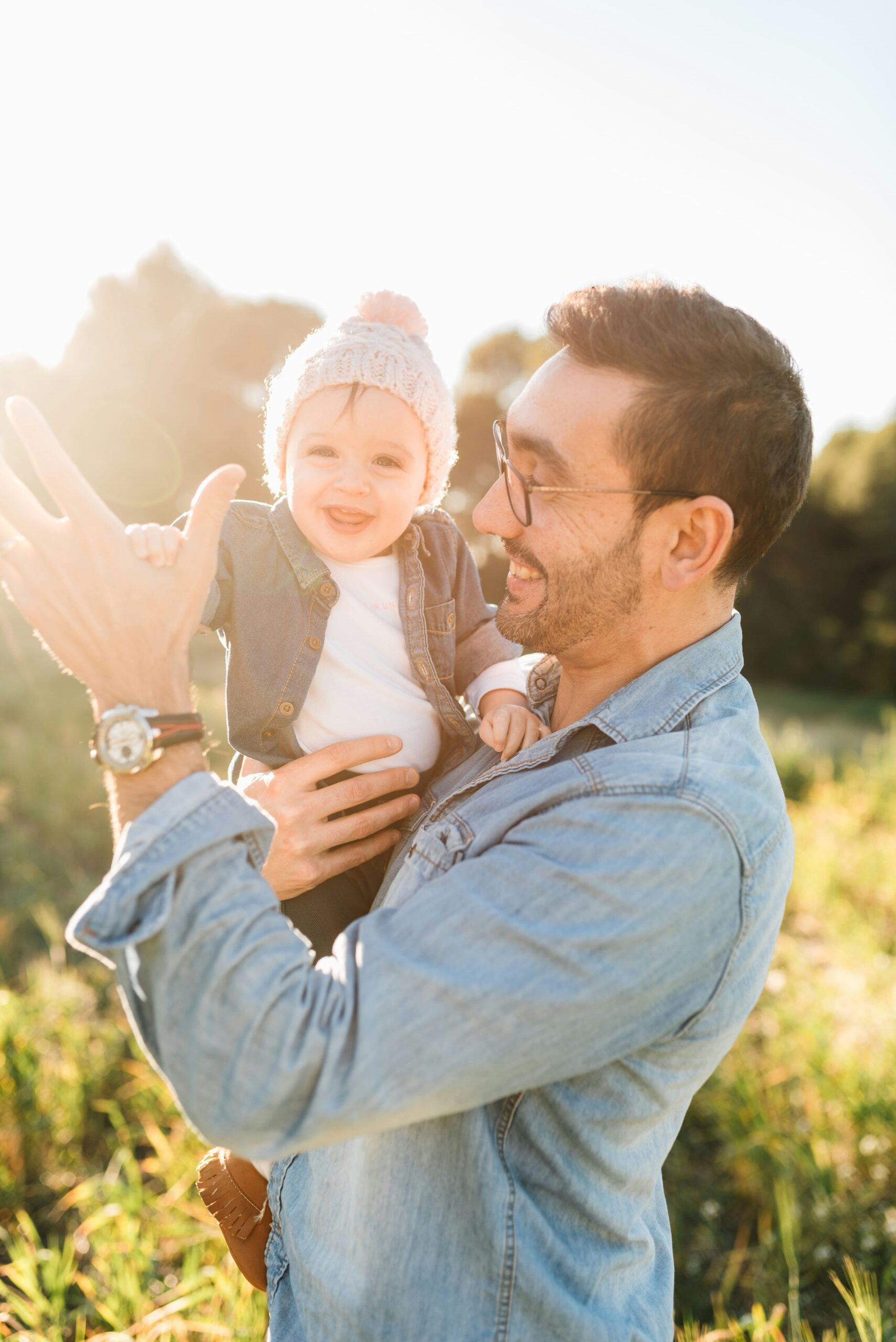 Father parenting men isaac-quesada-u181sbSXBmk-unsplash-min
